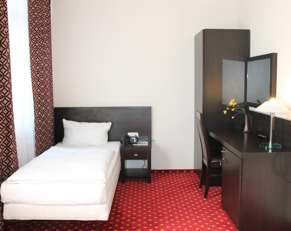 Aariana Hotel Offenbach am Main Exterior foto